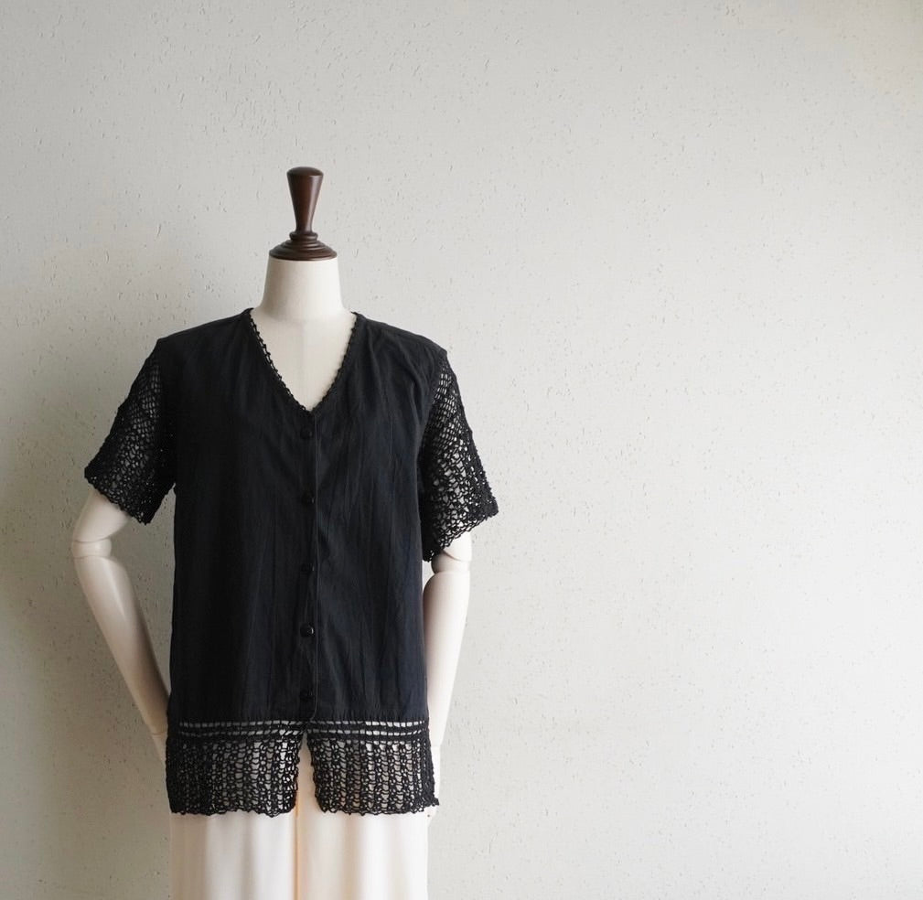 90s Crochet Design Blouse