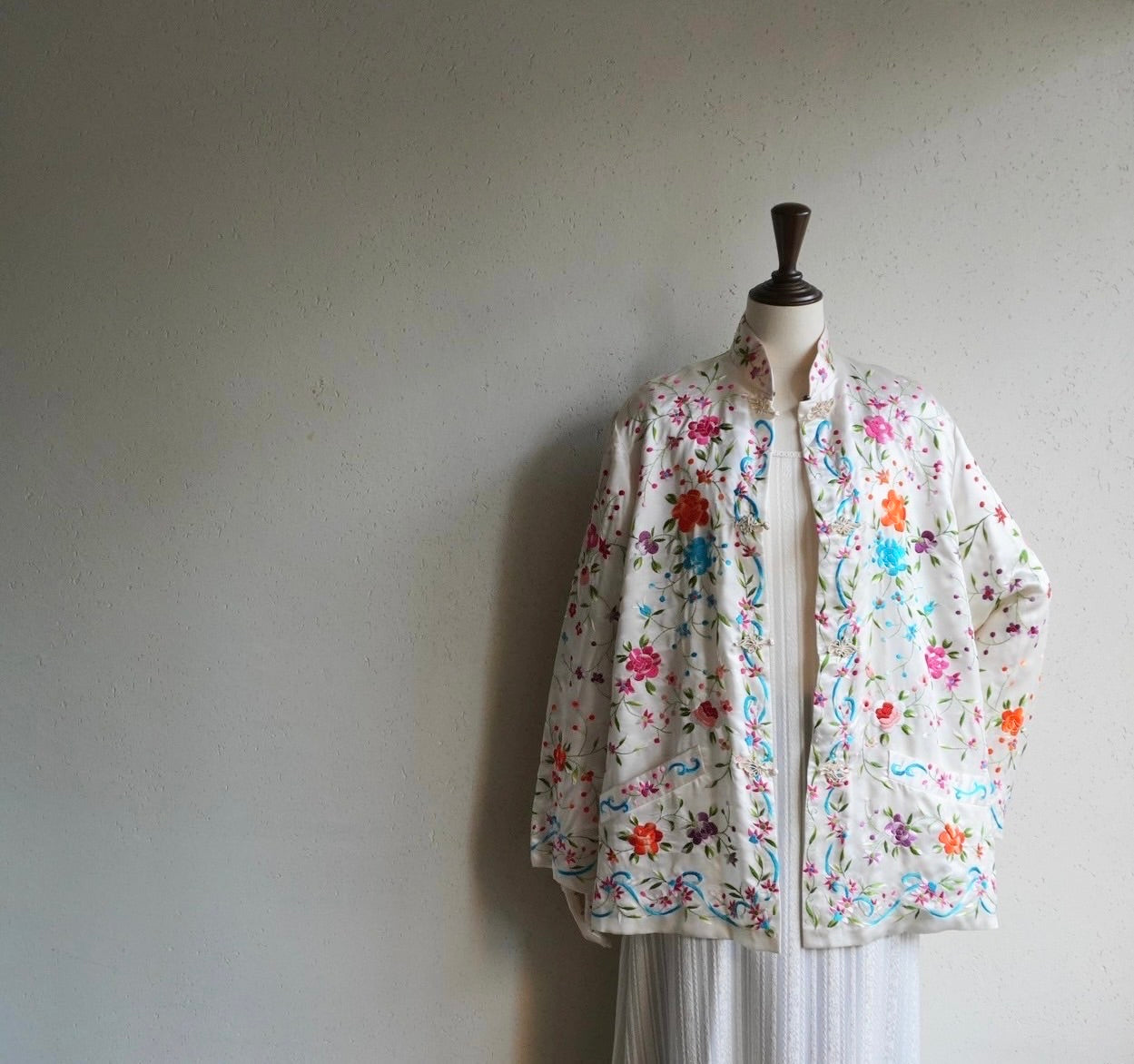 70s Silk Embroidery Jacket
