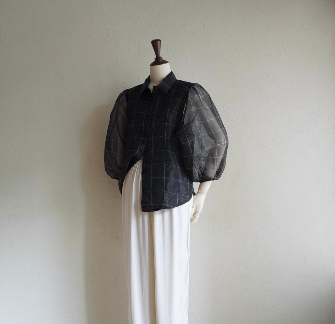 90s Black Sheer Shirt Product in Italy