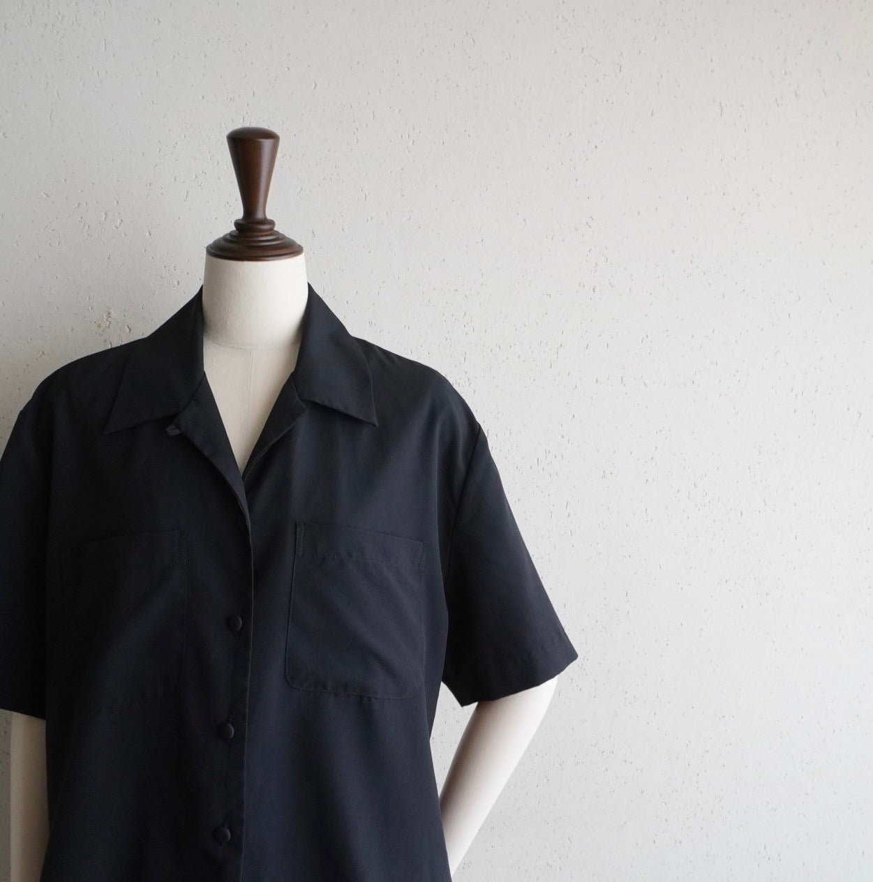 90s Black Shirt