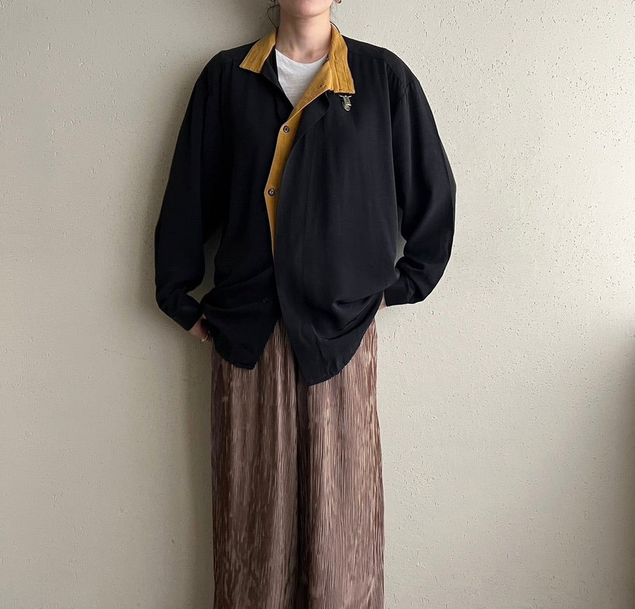 90s Design Blouse