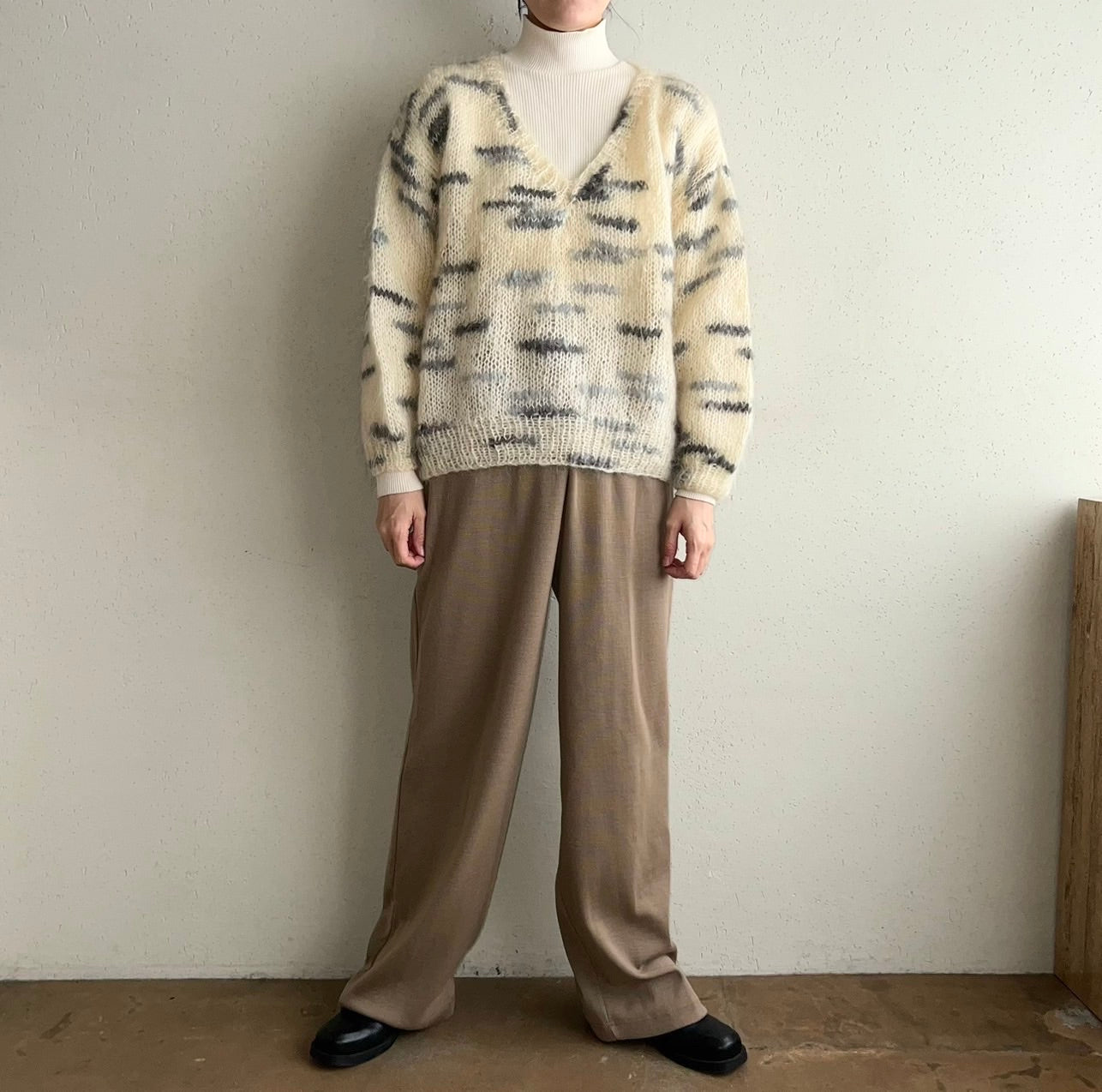 90s V Neck Knit