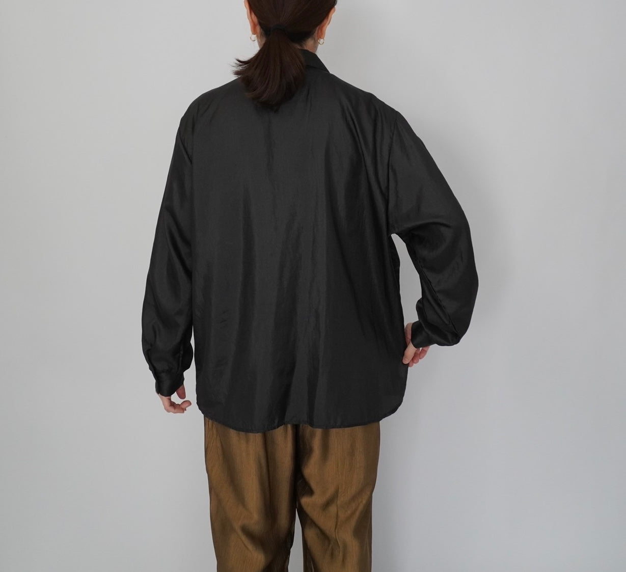 90s Black Shirt