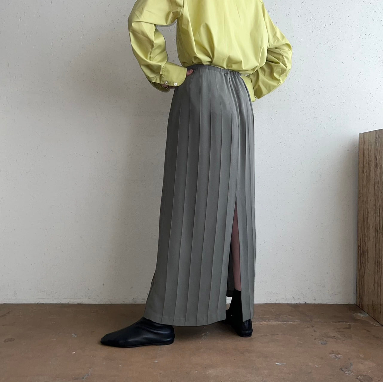 90s Pleated Skirt