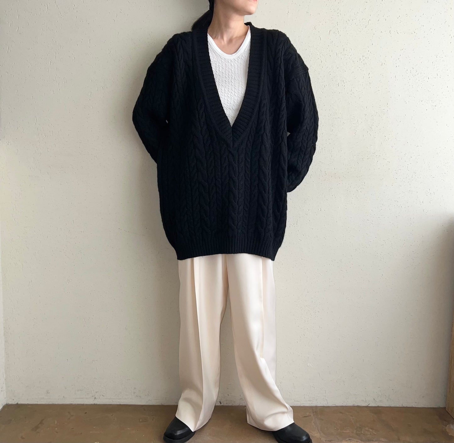 90s V-Neck Wool Knit