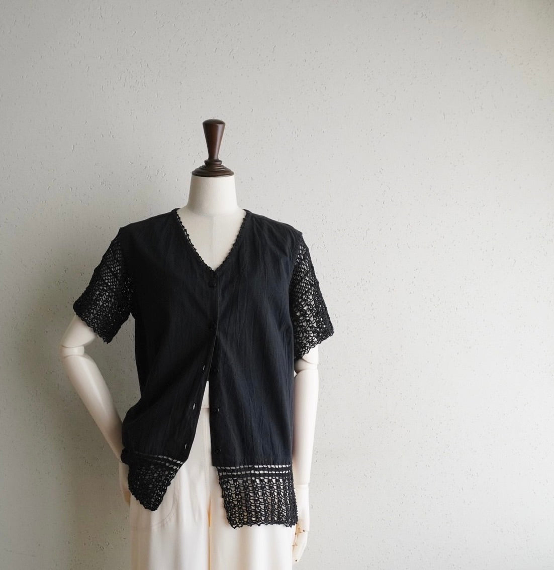 90s Crochet Design Blouse