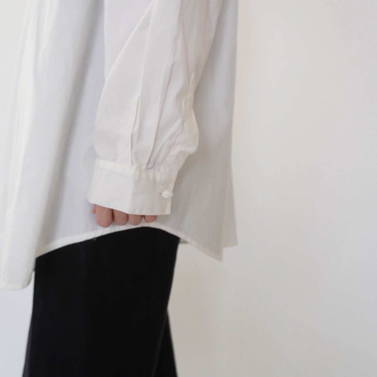 90s Embroidery Collar Shirt