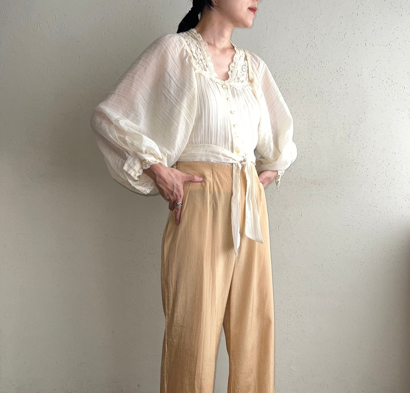 70s Lace Design Blouse