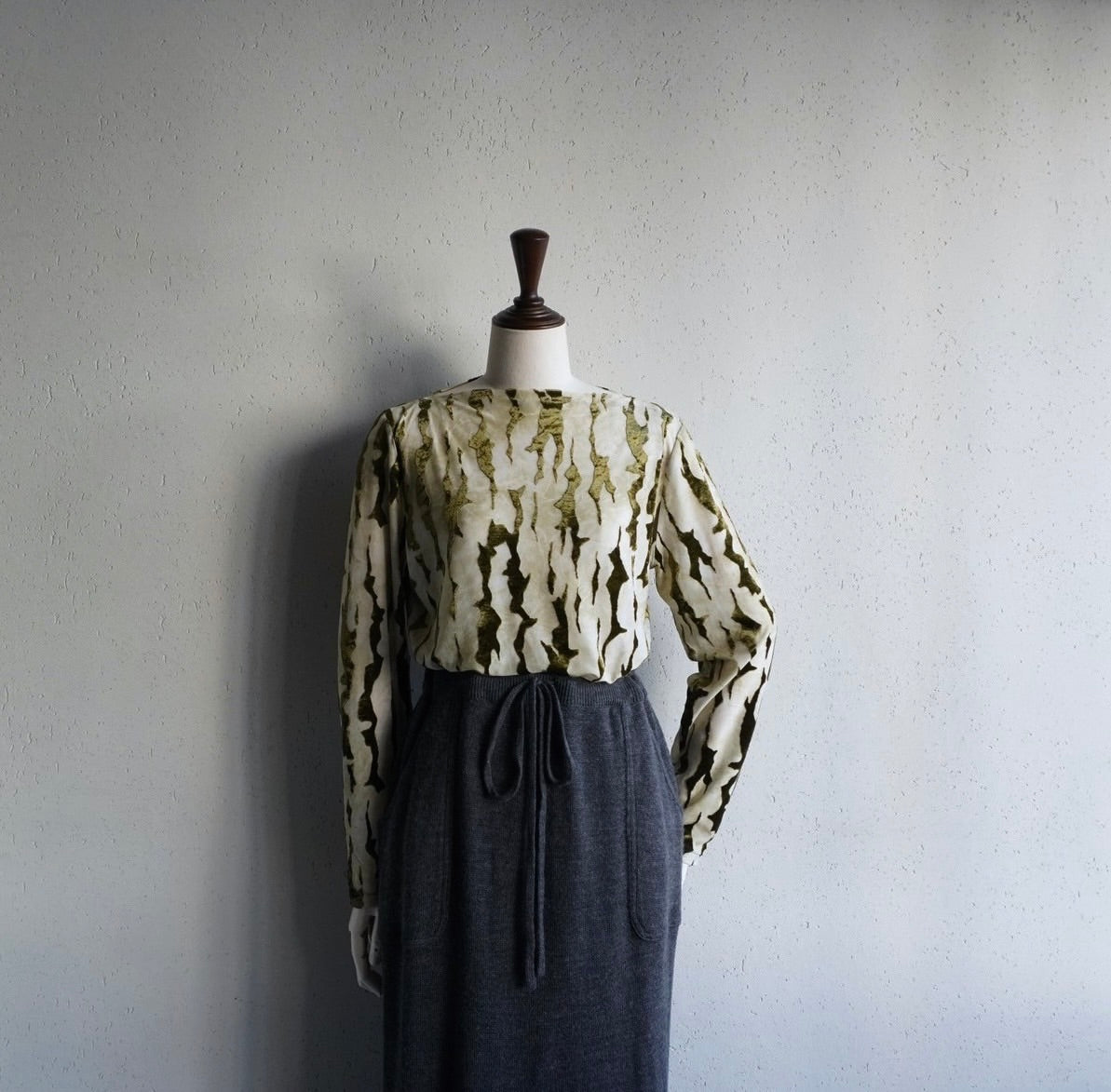 90s EURO Sheer Velor Top