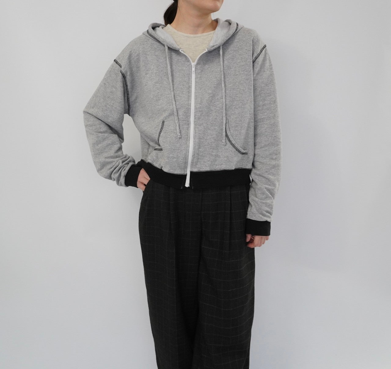 90s Hooded Zip Sweater