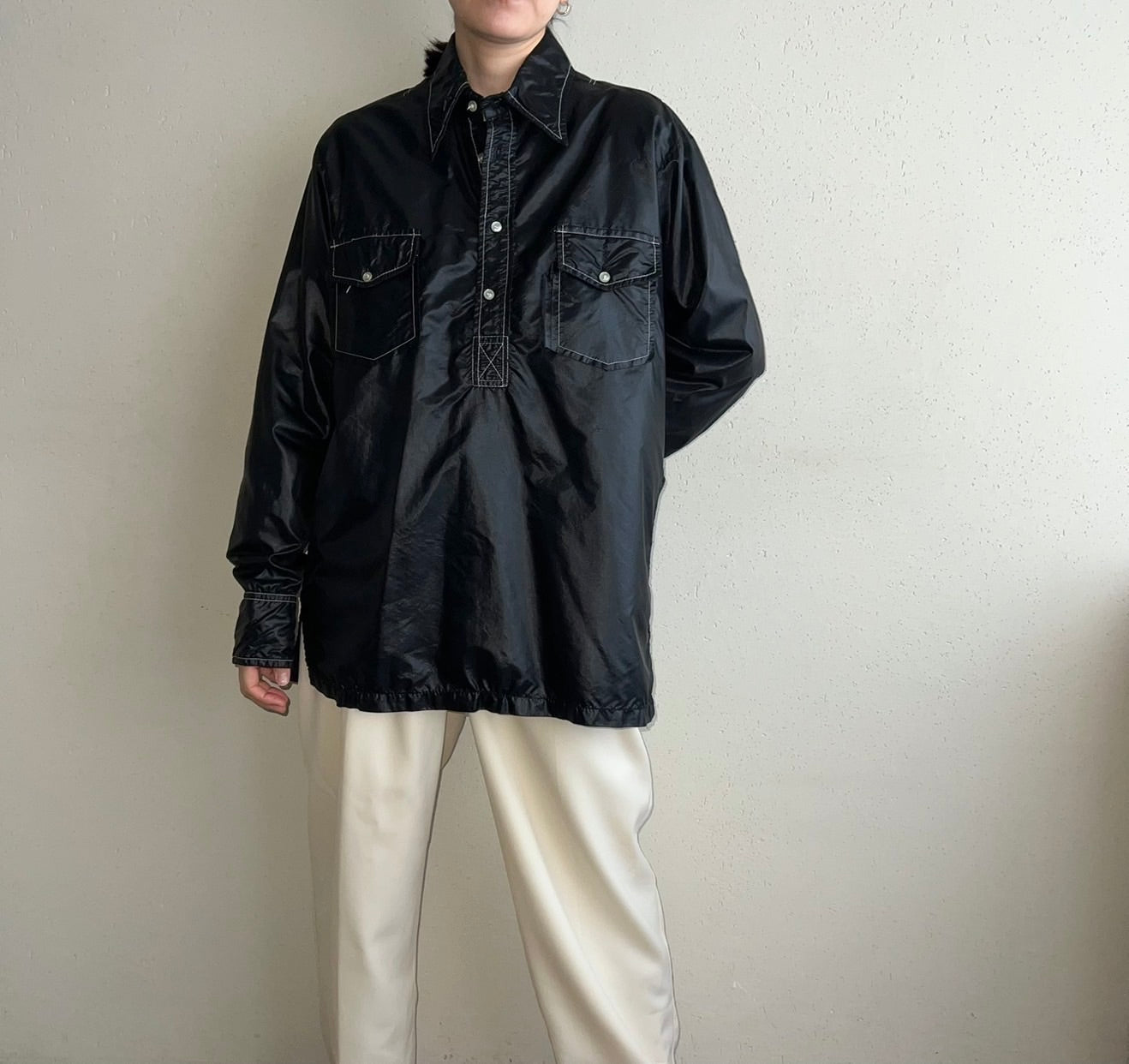 70s Black Pullover Shirt