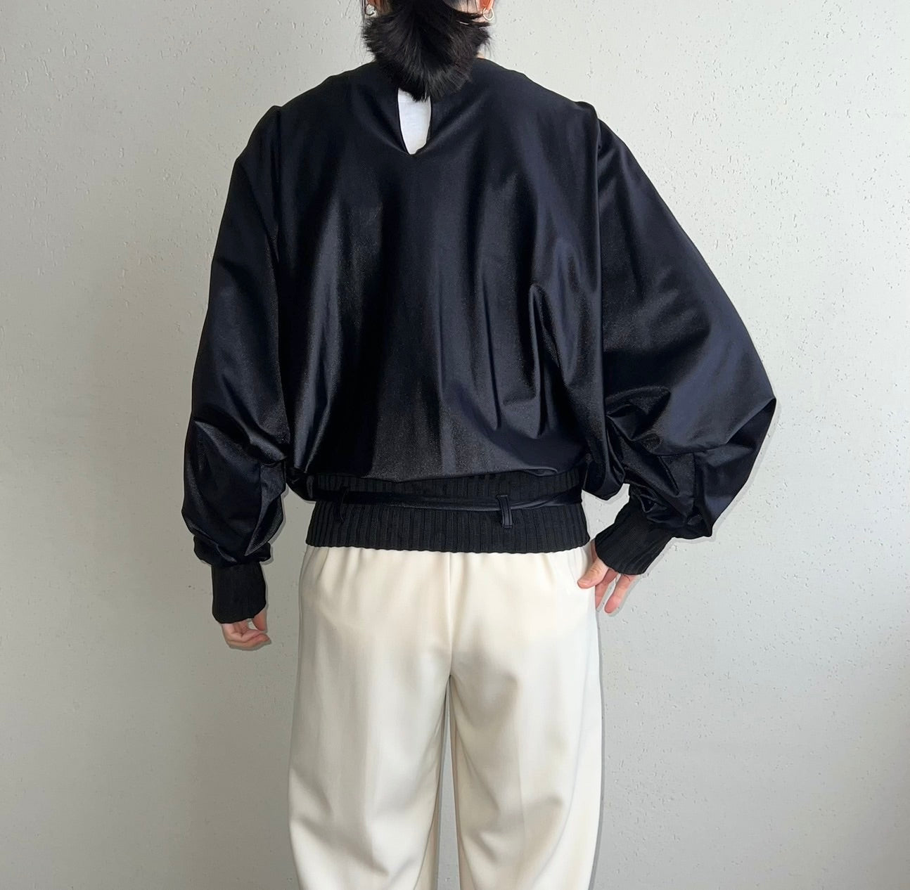 90s Black Design Top