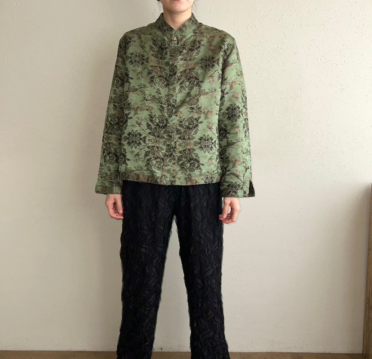 90s Silk Embroidery Shirt Jacket