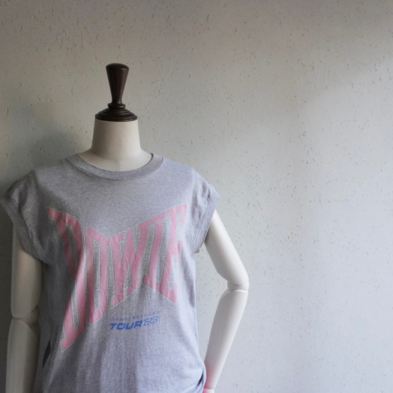 80s "David Bowie 83s Tour “ Printed Sleeveless T-shirt Made in USA