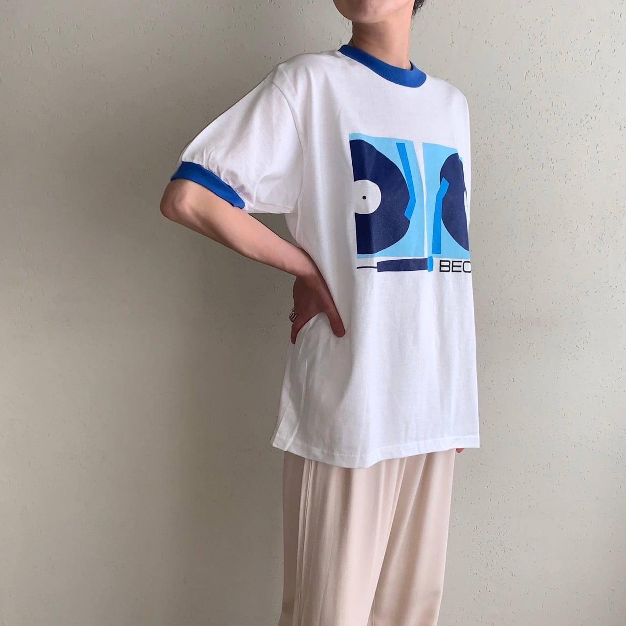 00s "BECK" T-shirt Design by Mike Mills