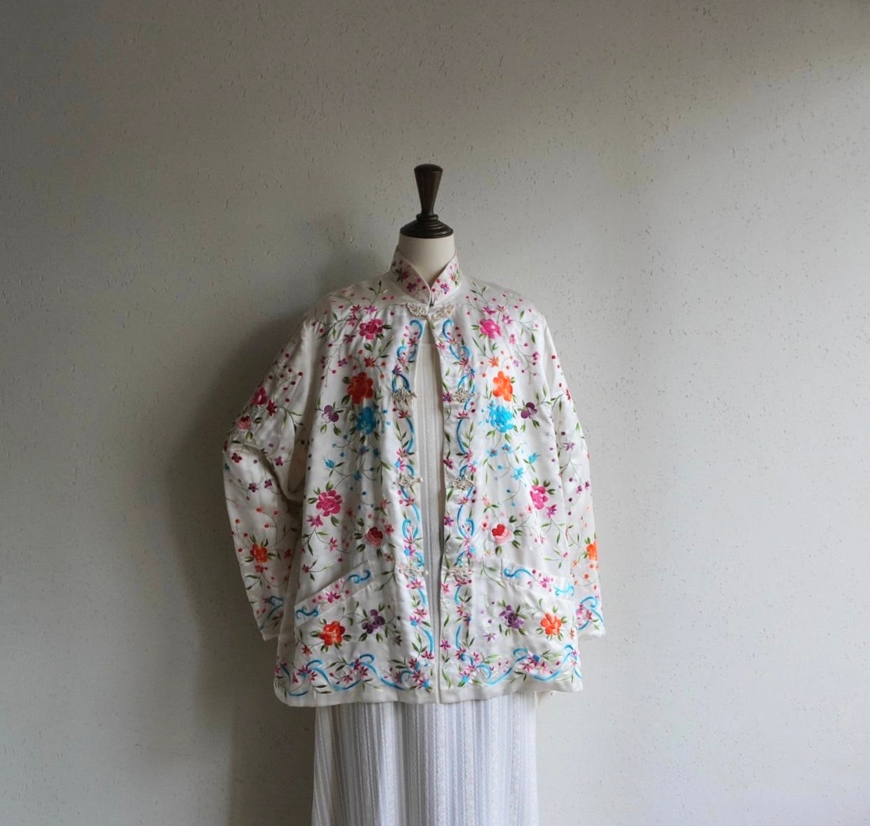 70s Silk Embroidery Jacket