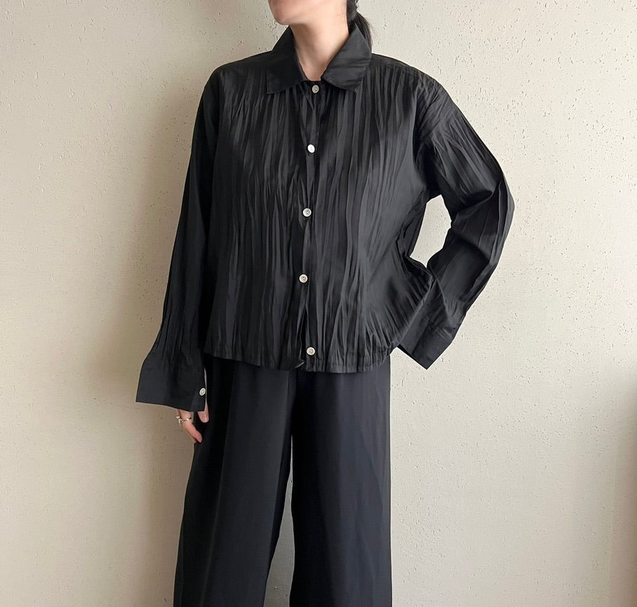 90s Black Pleat Shirt