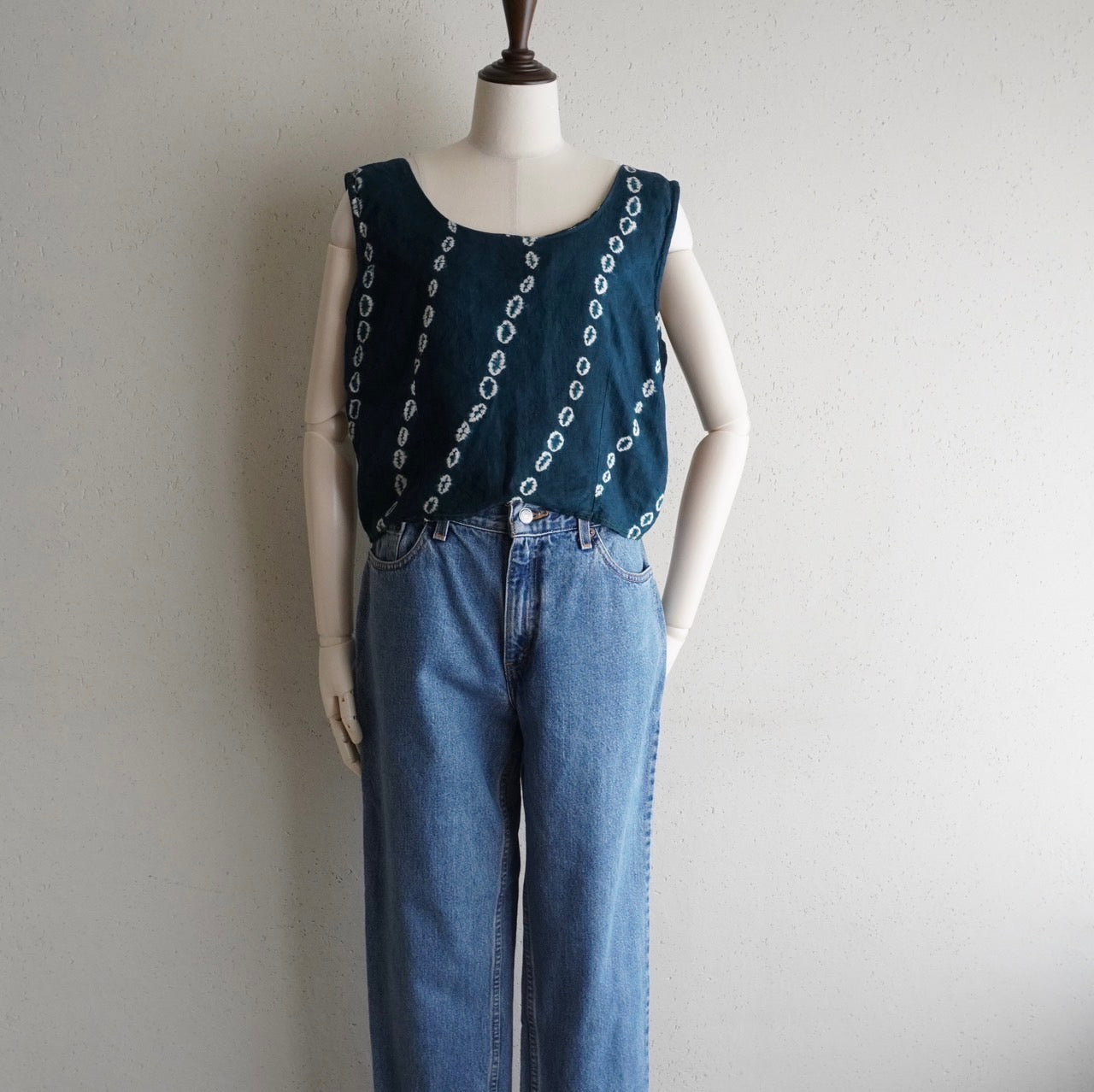 90s Sleeveless Cropped Top