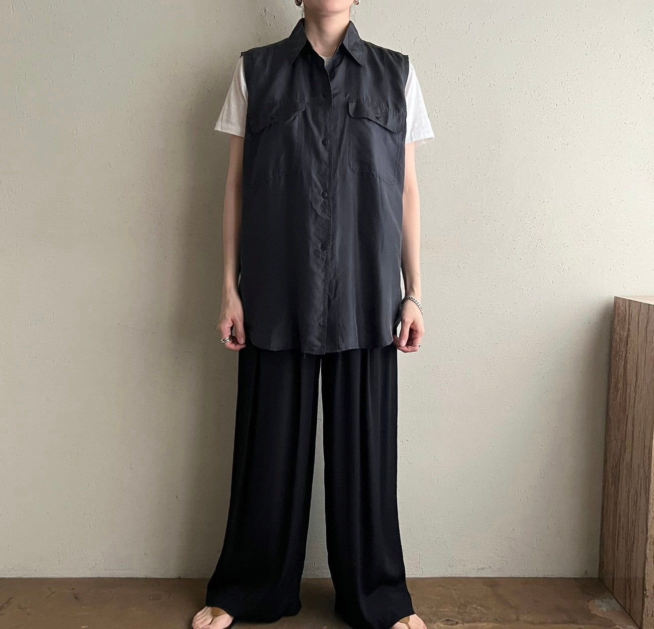 90s Sleeveless Silk shirt