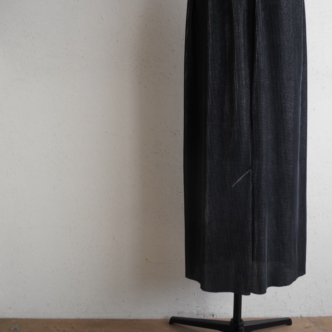 90s Pleated Maxi Skirt