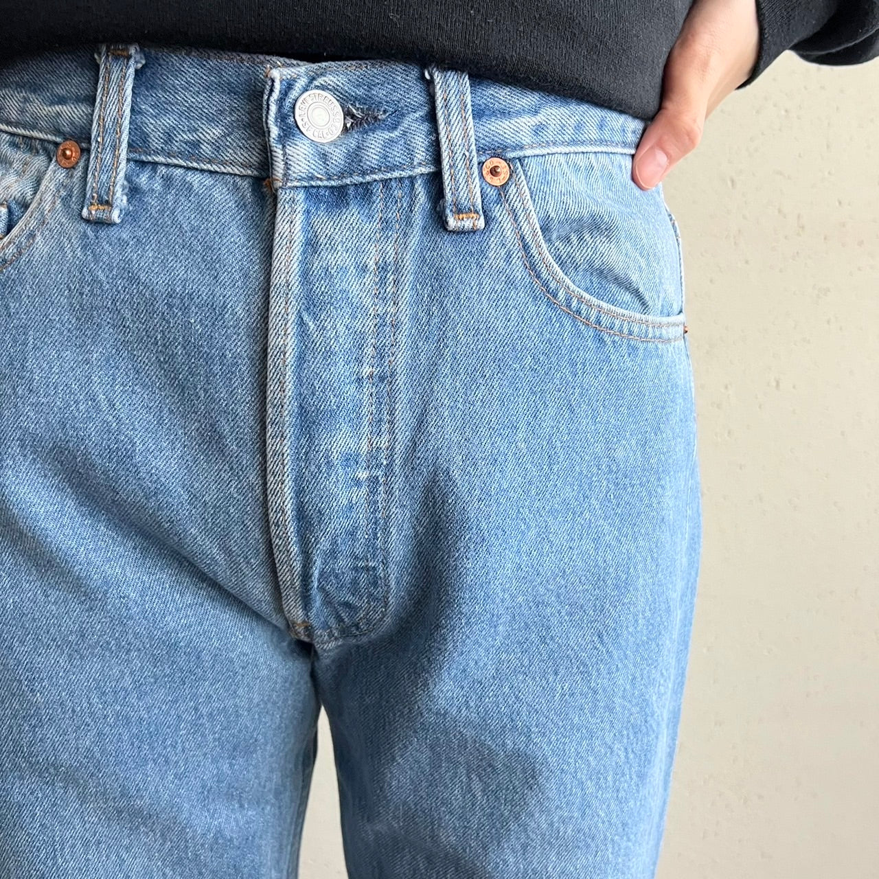 90s Levis 501 Made in USA