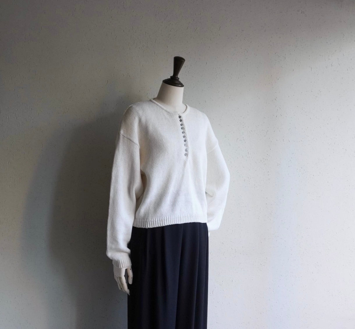 90s Light Knit Dead Stock