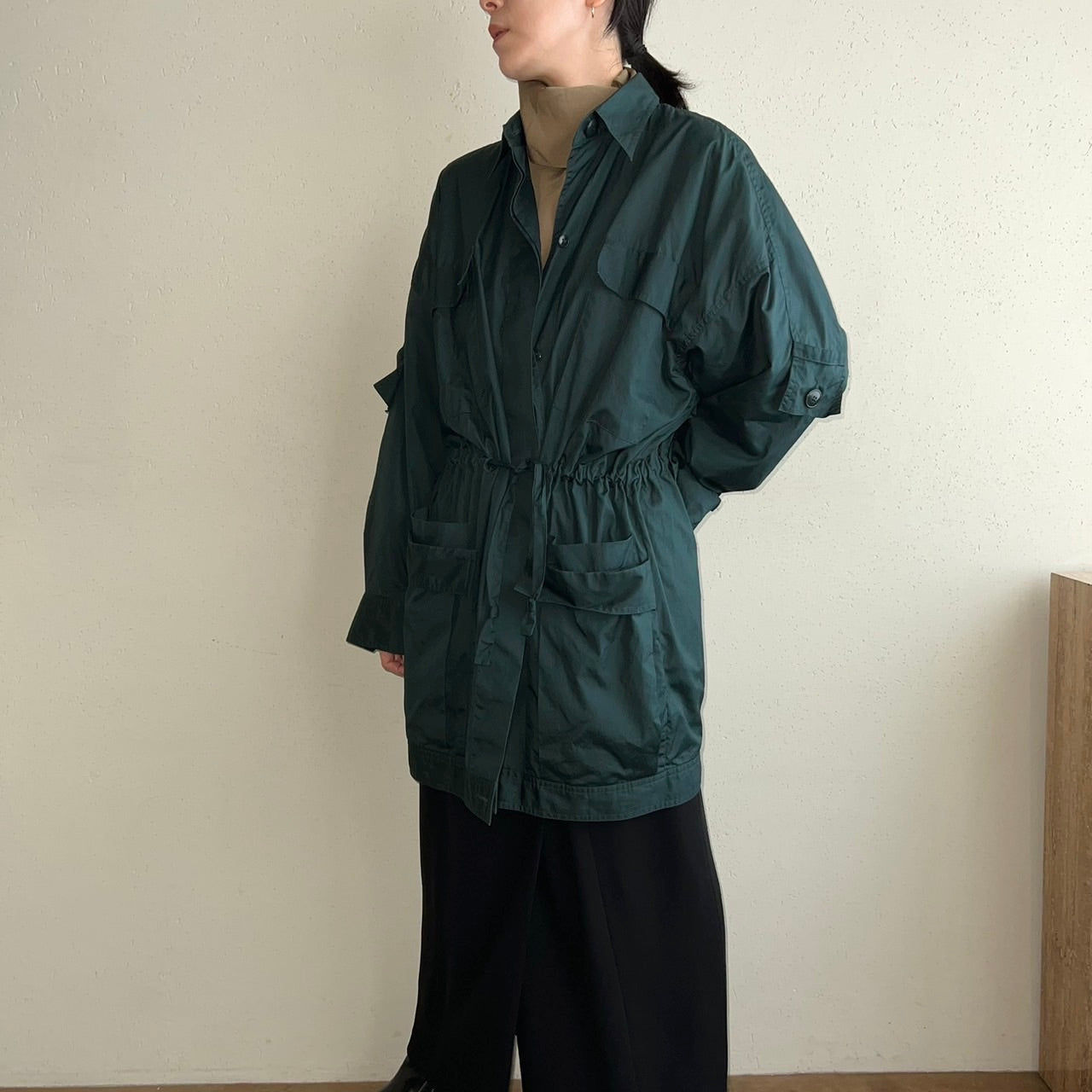 90s "ELLEN TRACY" Light Jacket