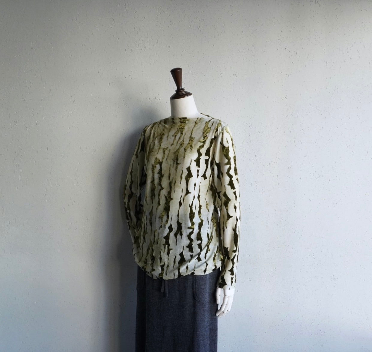 90s EURO Sheer Velor Top