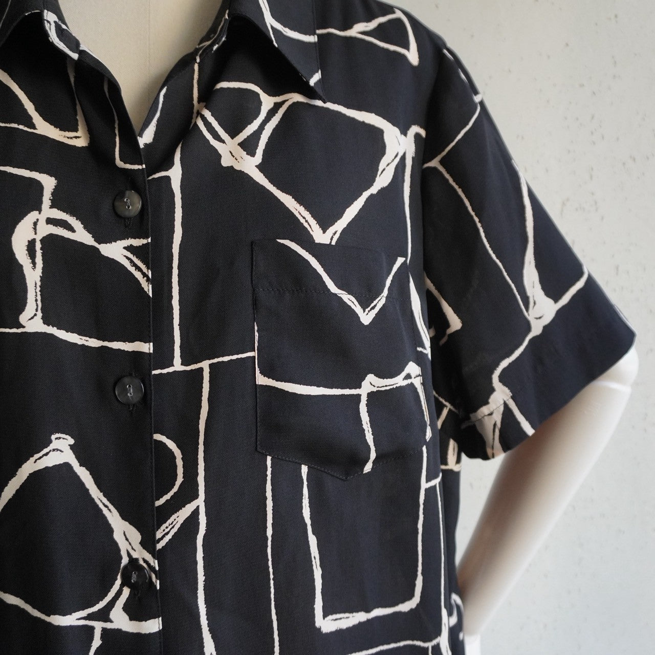 90s Printed Shirt