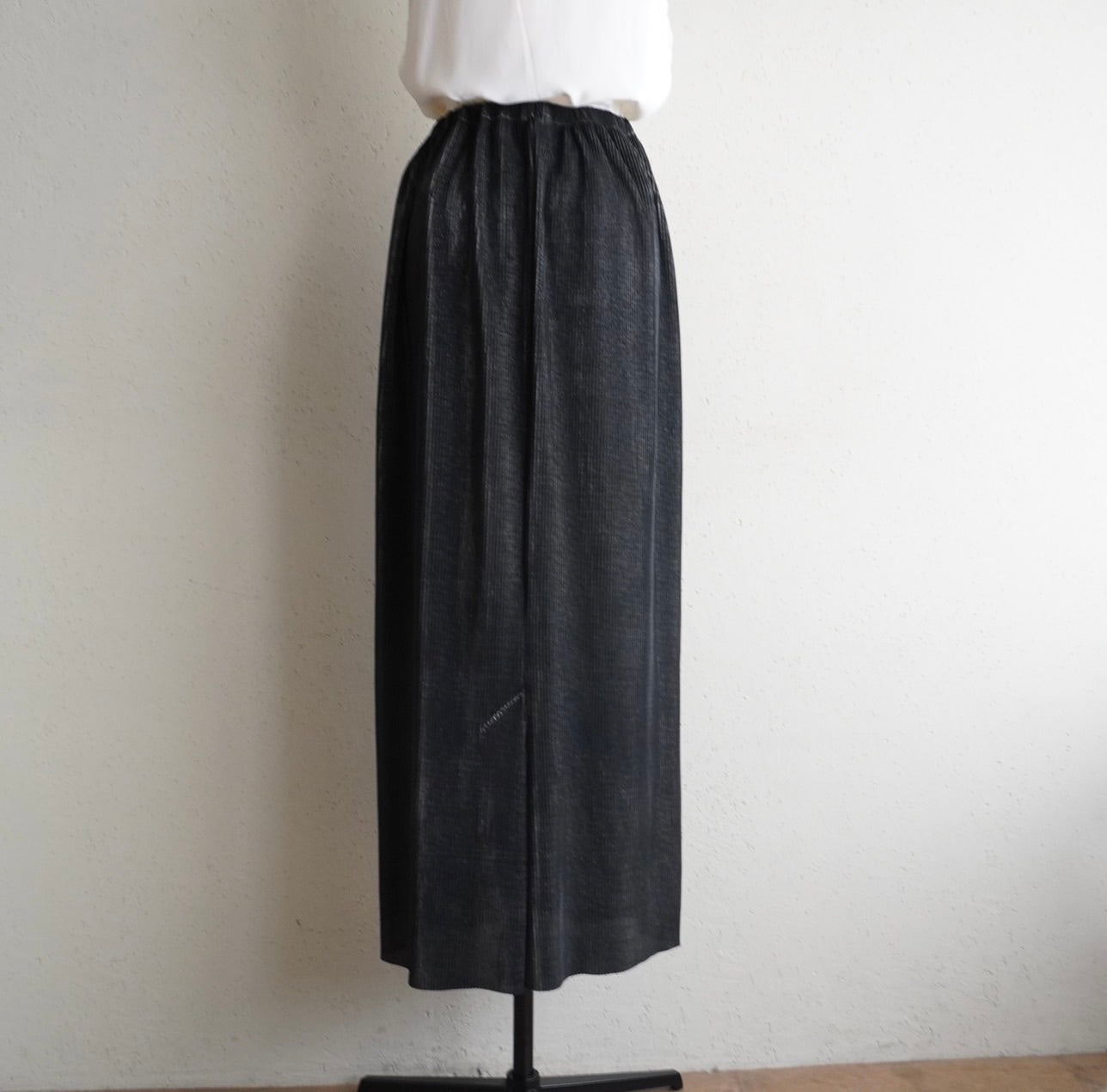 90s Pleated Maxi Skirt