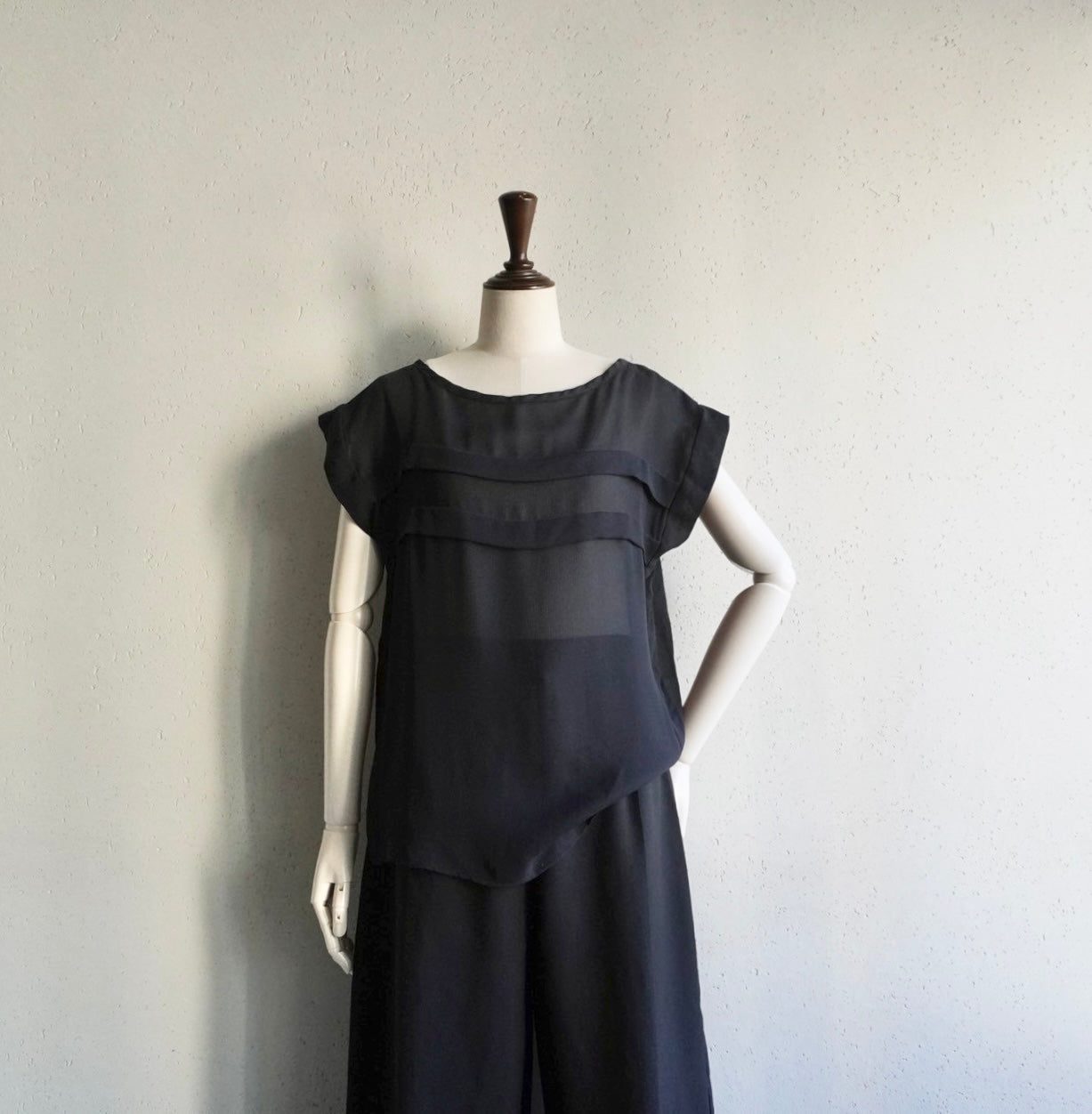 90s Design Sheer Top
