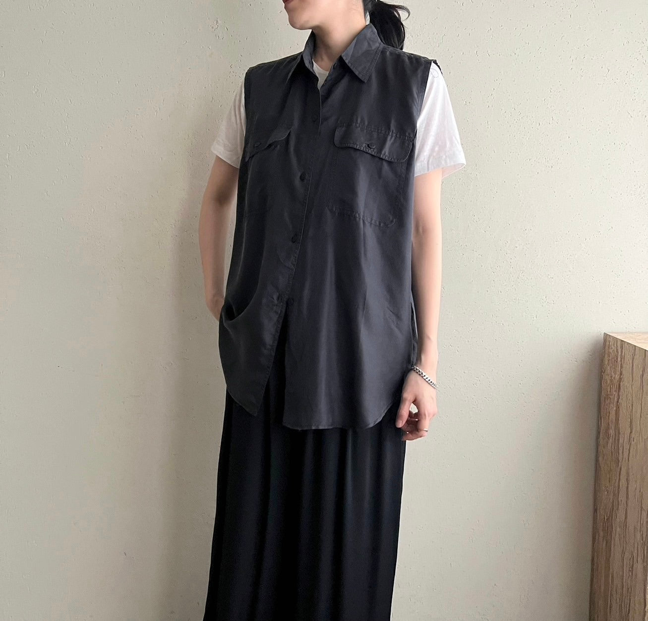 90s Sleeveless Silk shirt
