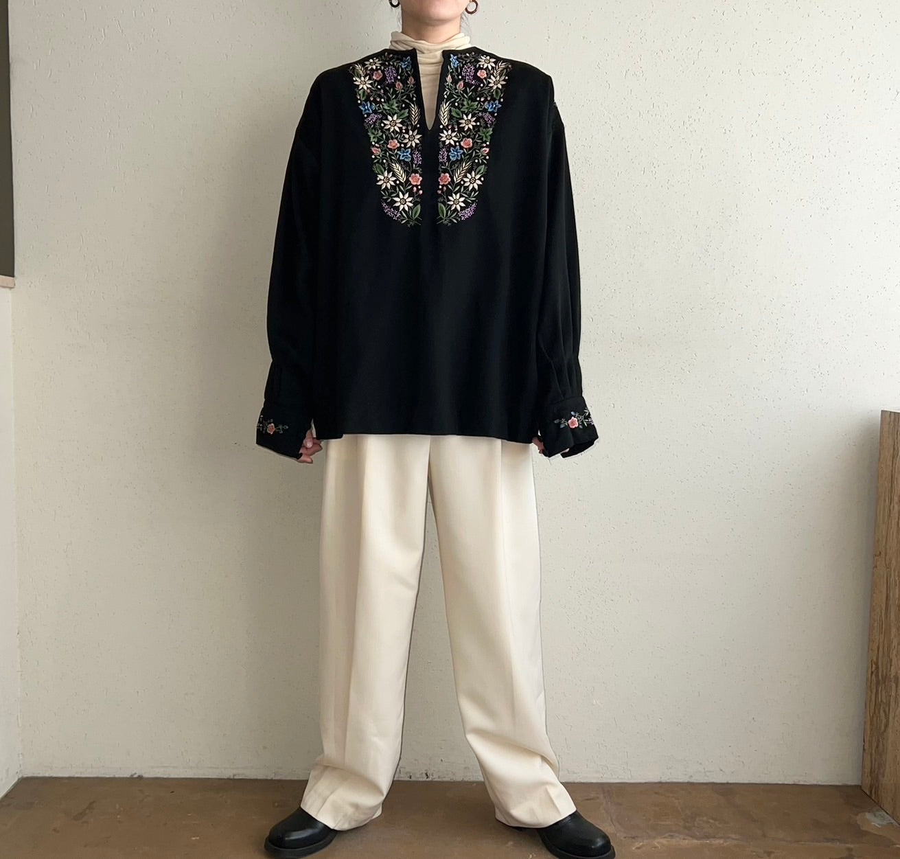 80s Embroidery Top