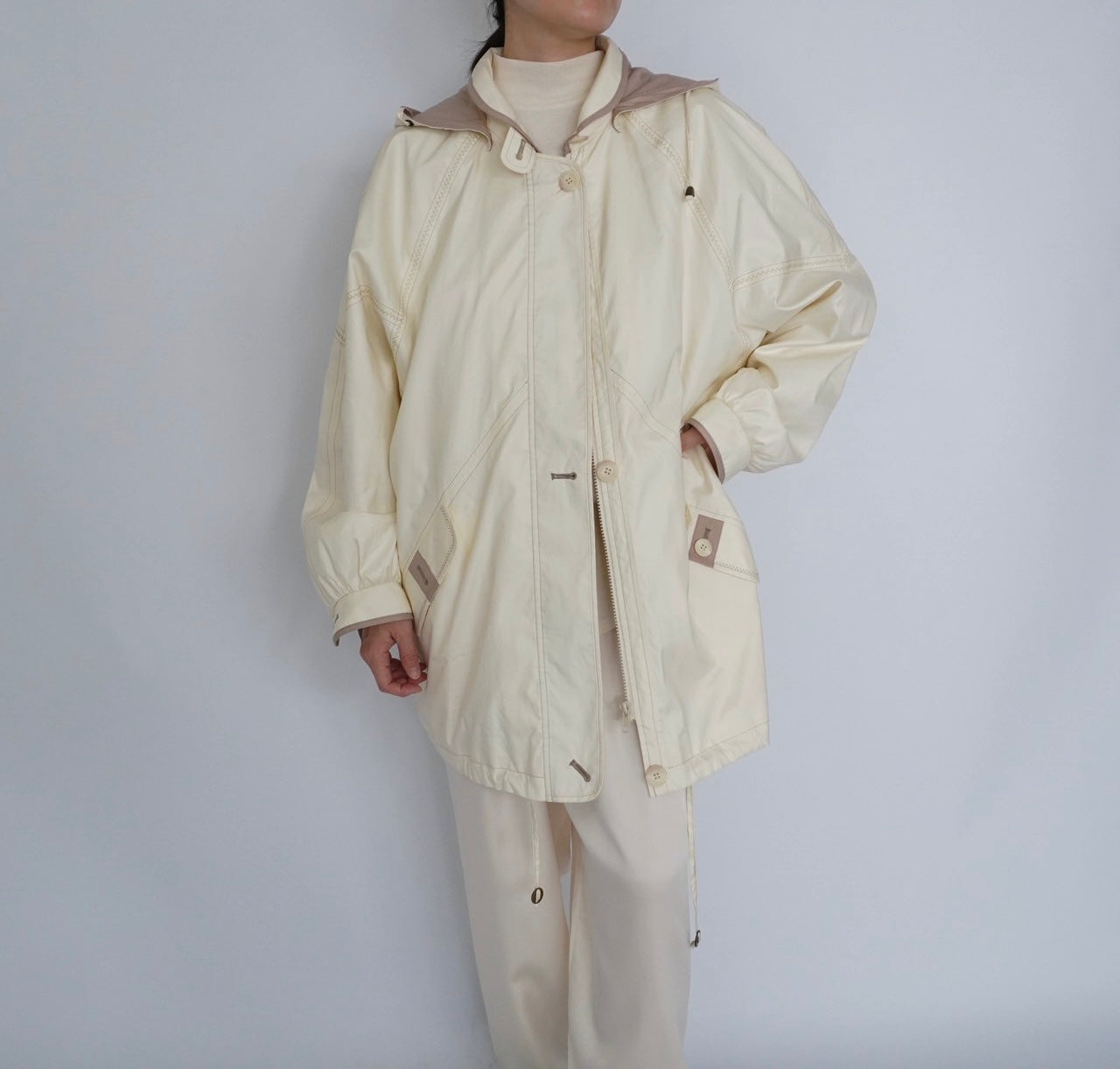 90s EURO Ivory Light Jacket