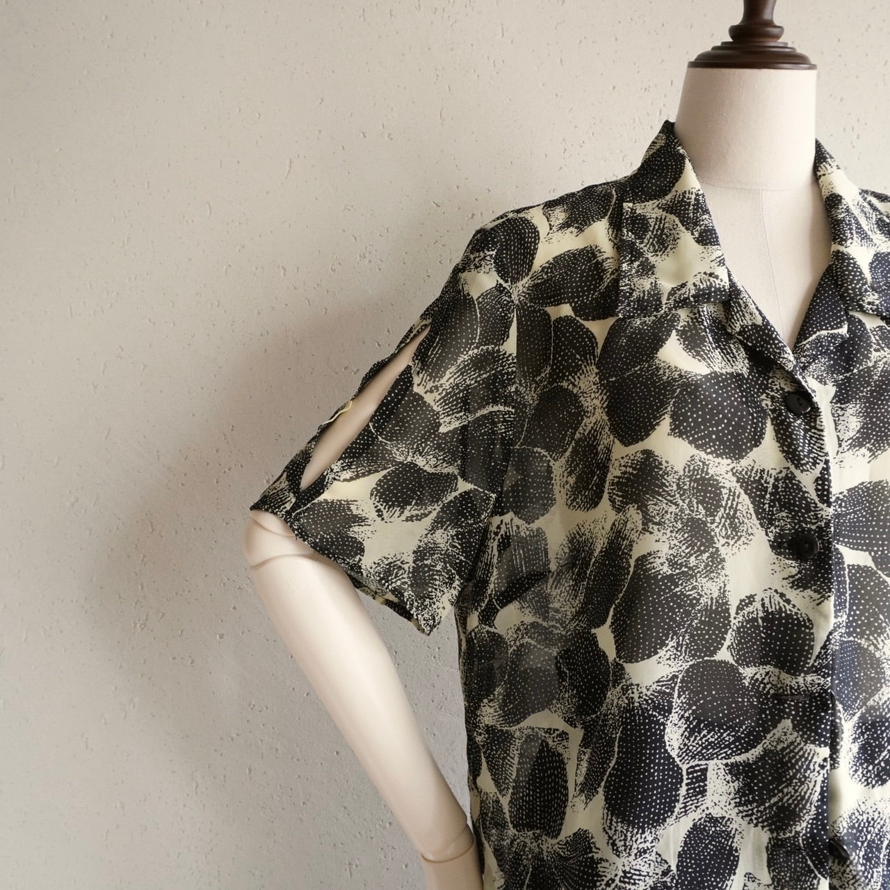 90s Slit Design Shirt Made in Canada