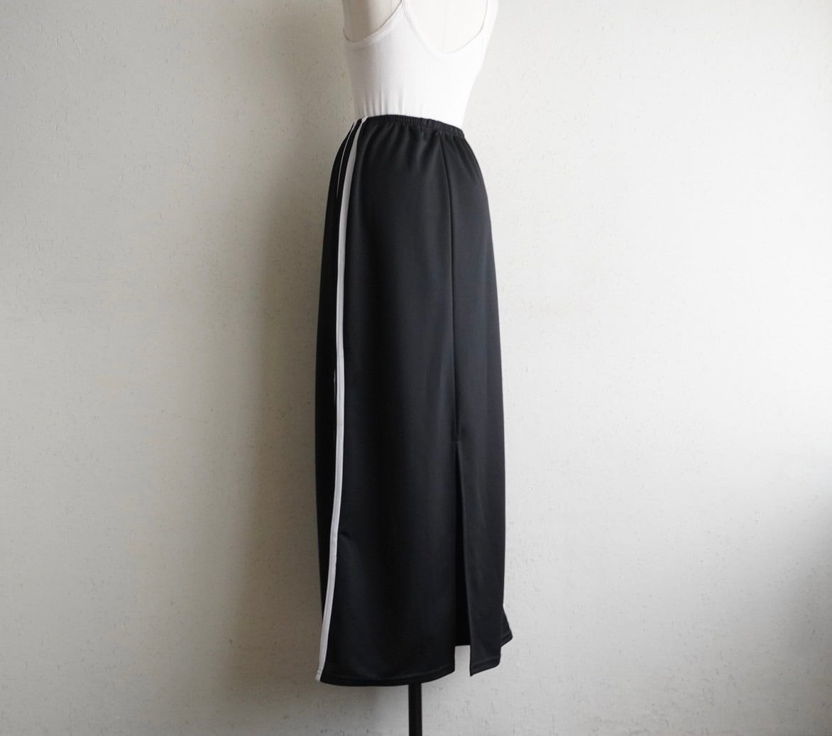 90s Side Line Skirt