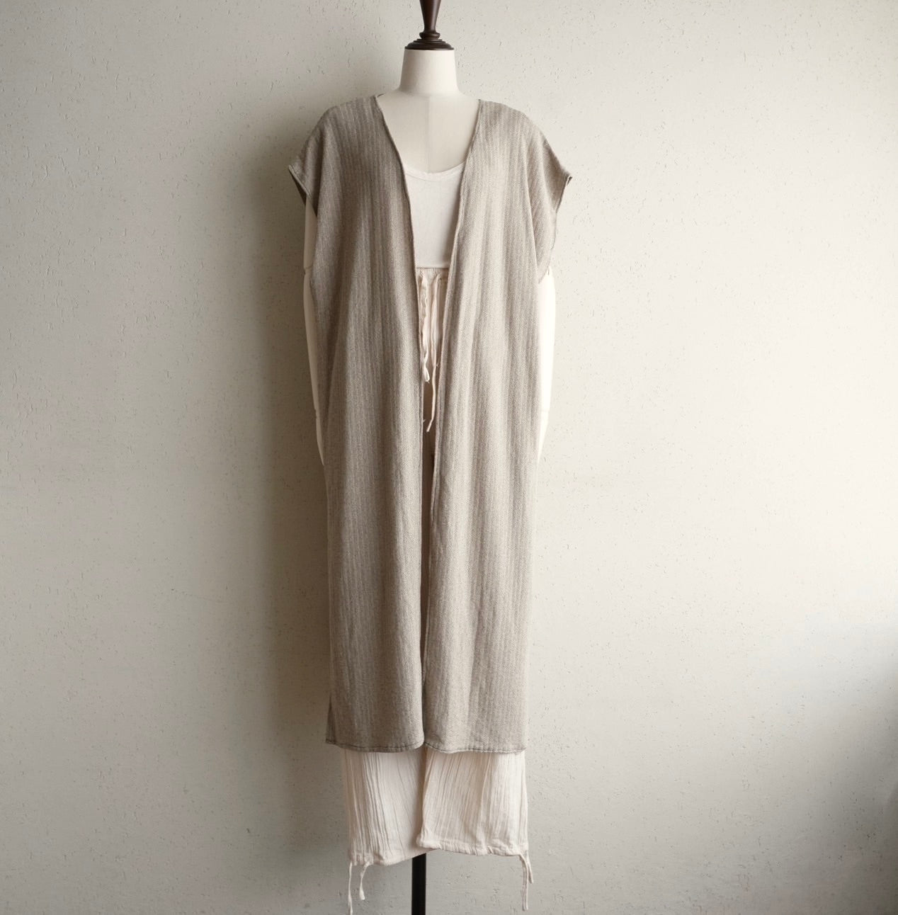 90s Sleeveless Robe