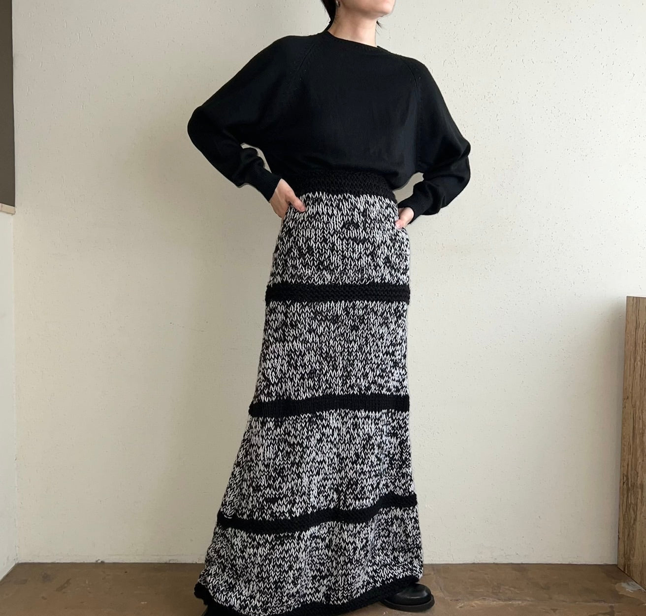 90s Black x White Knit Maxi Skirt