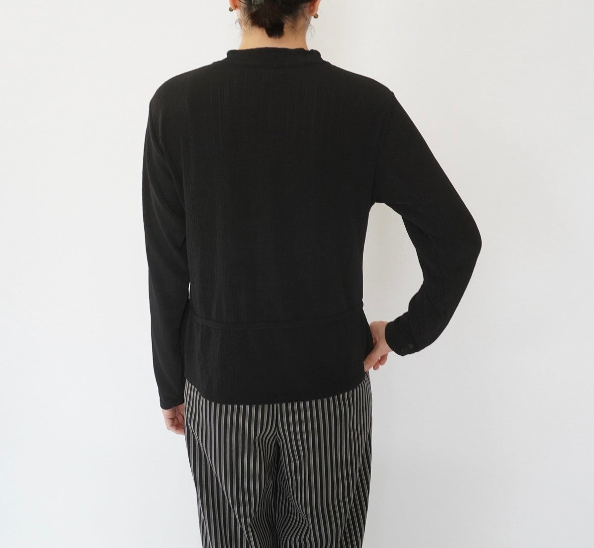 90s Black Design Top