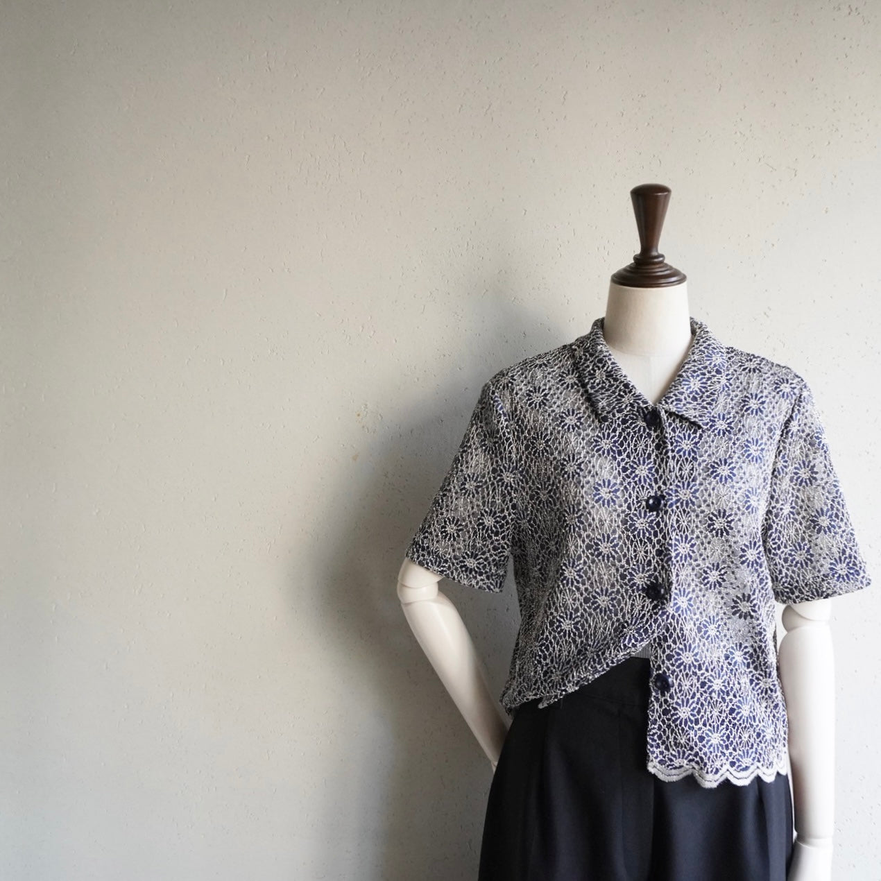 90s Lace Design Mesh Shirt