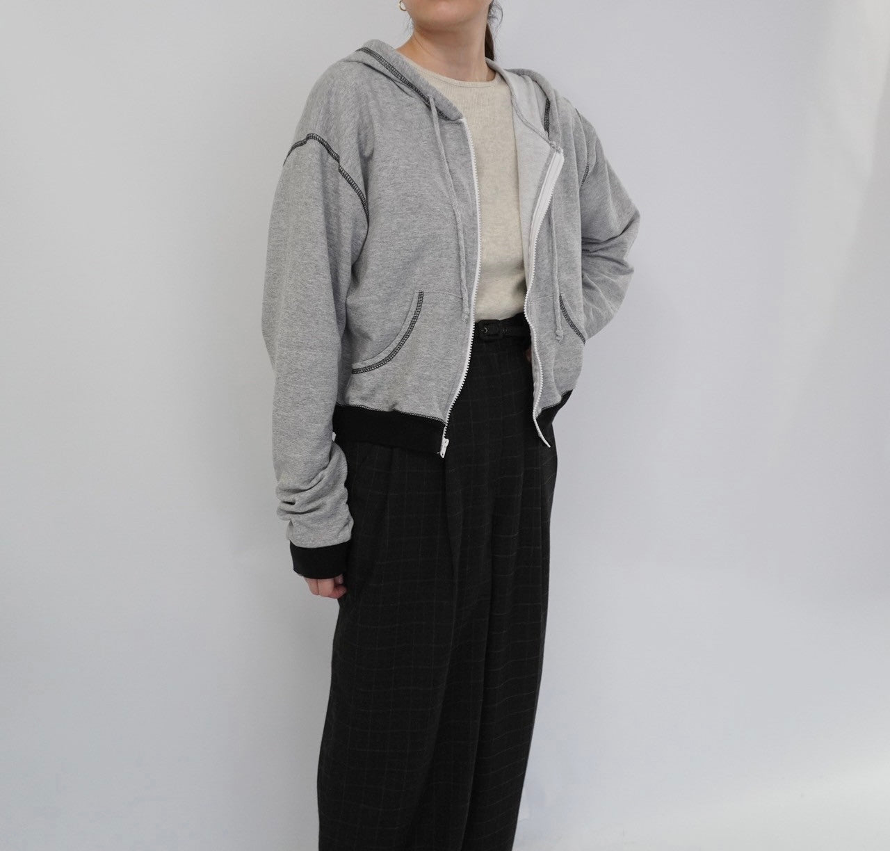90s Hooded Zip Sweater