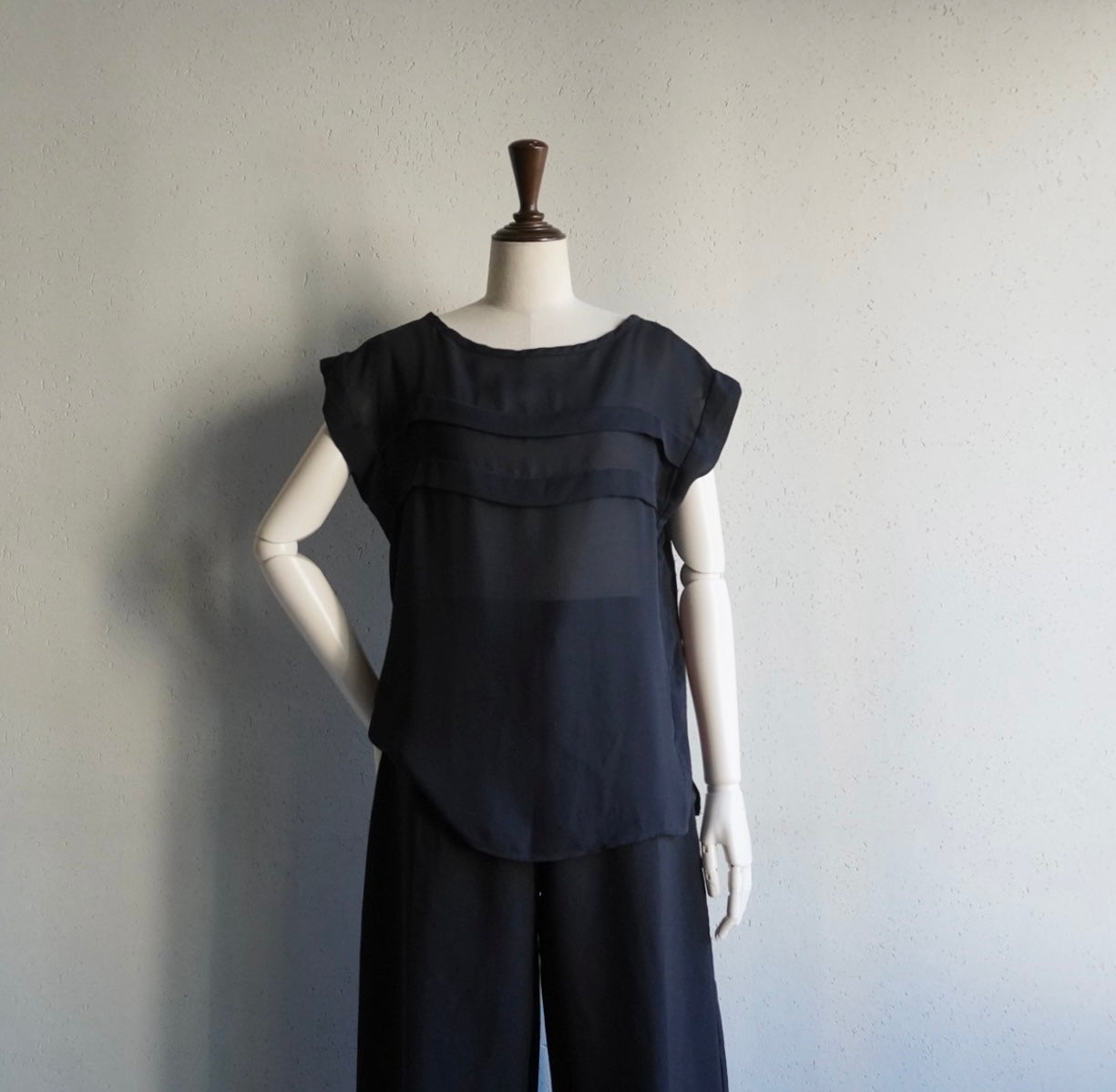 90s Design Sheer Top