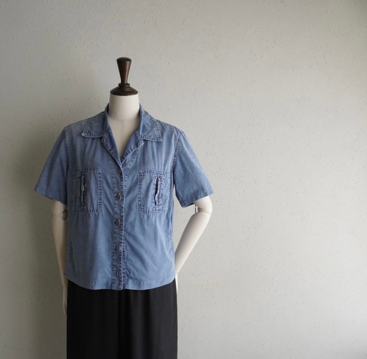 90s Zip Design Shirt