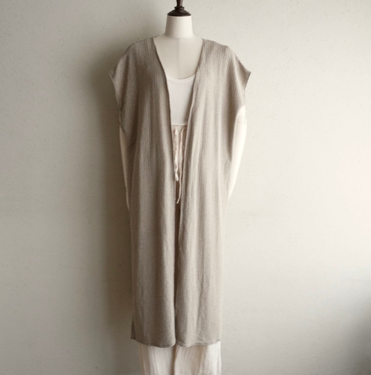 90s Sleeveless Robe
