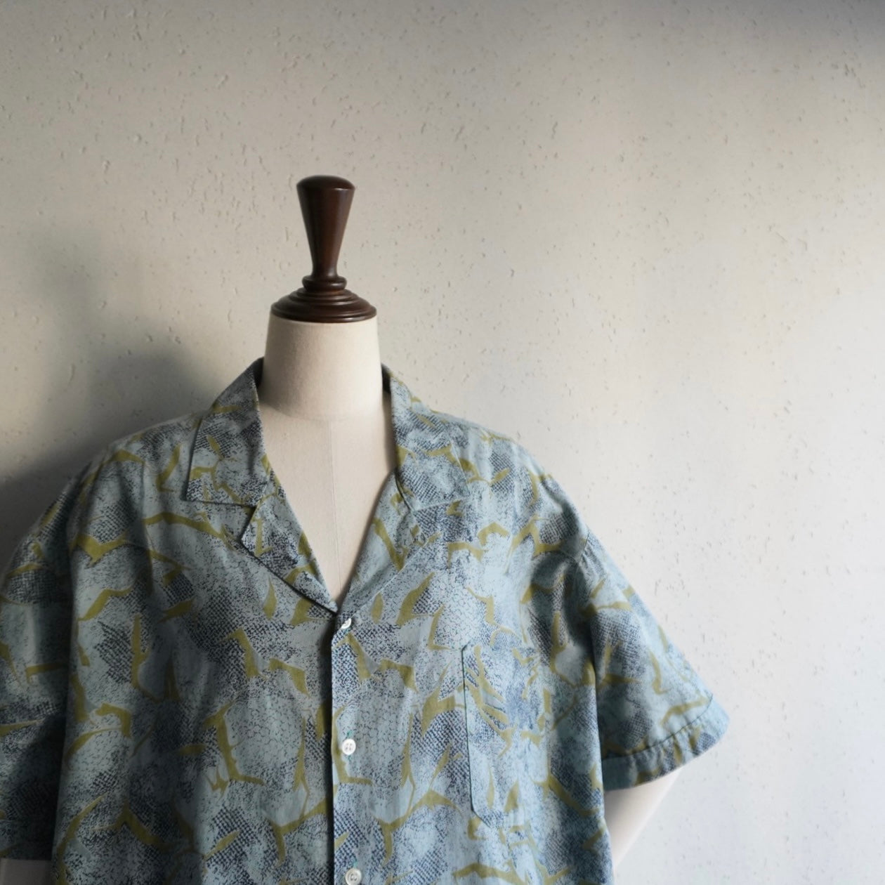 90s EURO Pattern Shirt