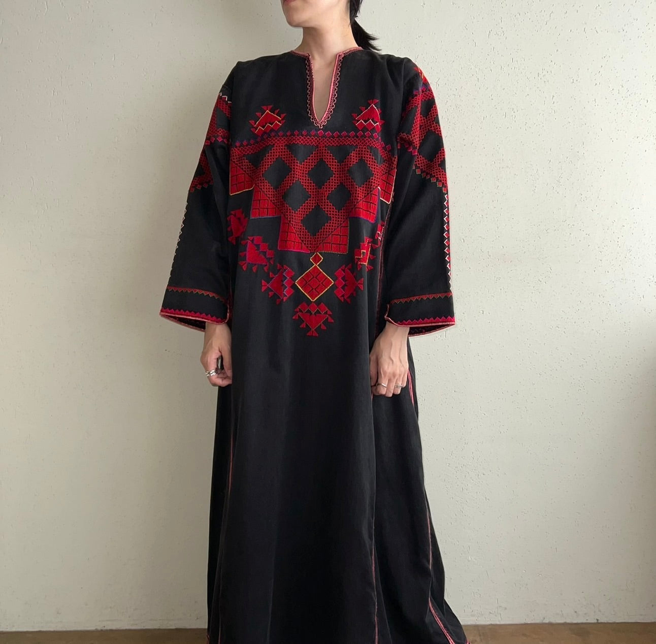 70s Embroidery Dress