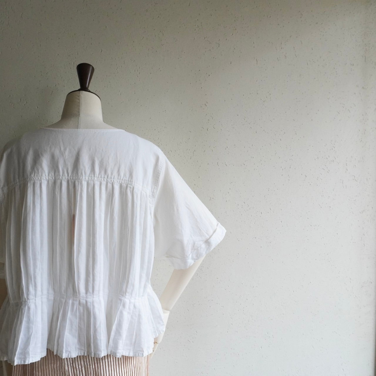 90s EURO Pleated Blouse