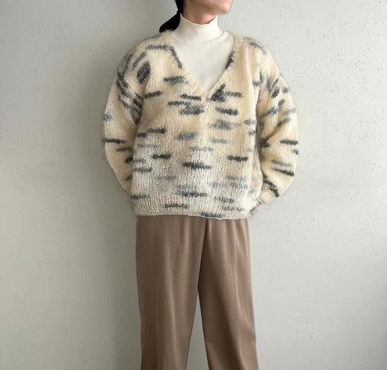 90s V Neck Knit