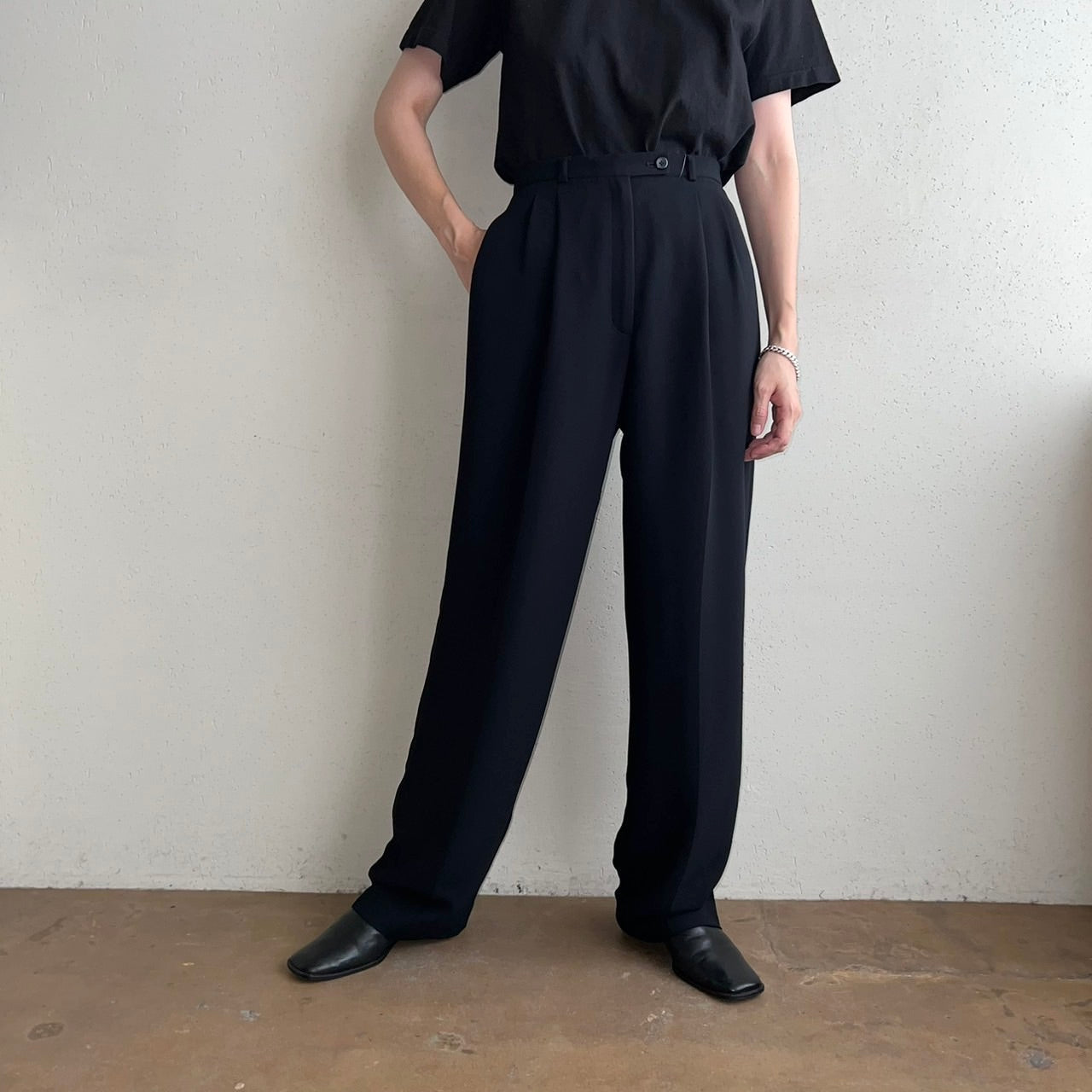 90s Black Pants Dead Stock
