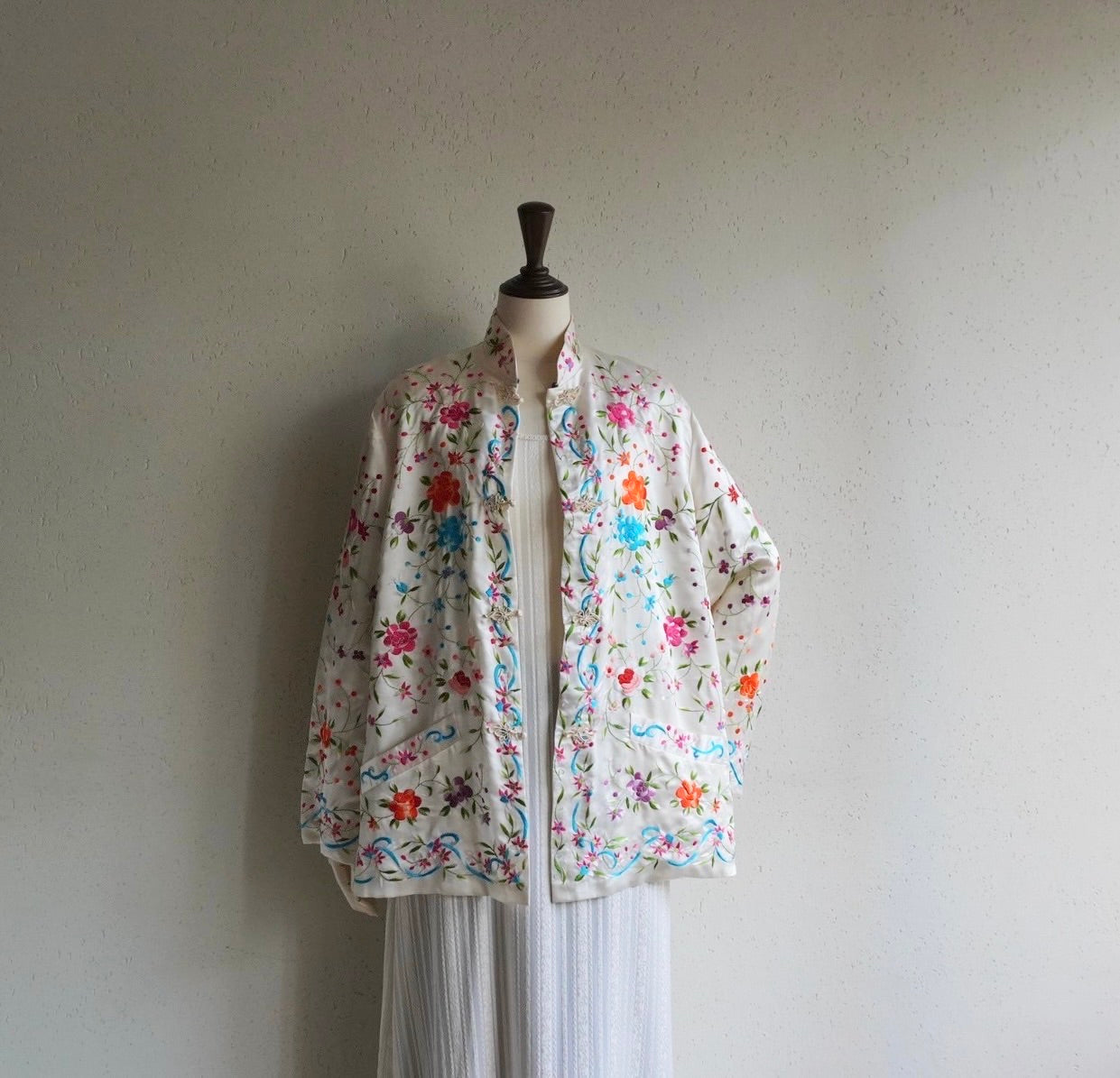 70s Silk Embroidery Jacket